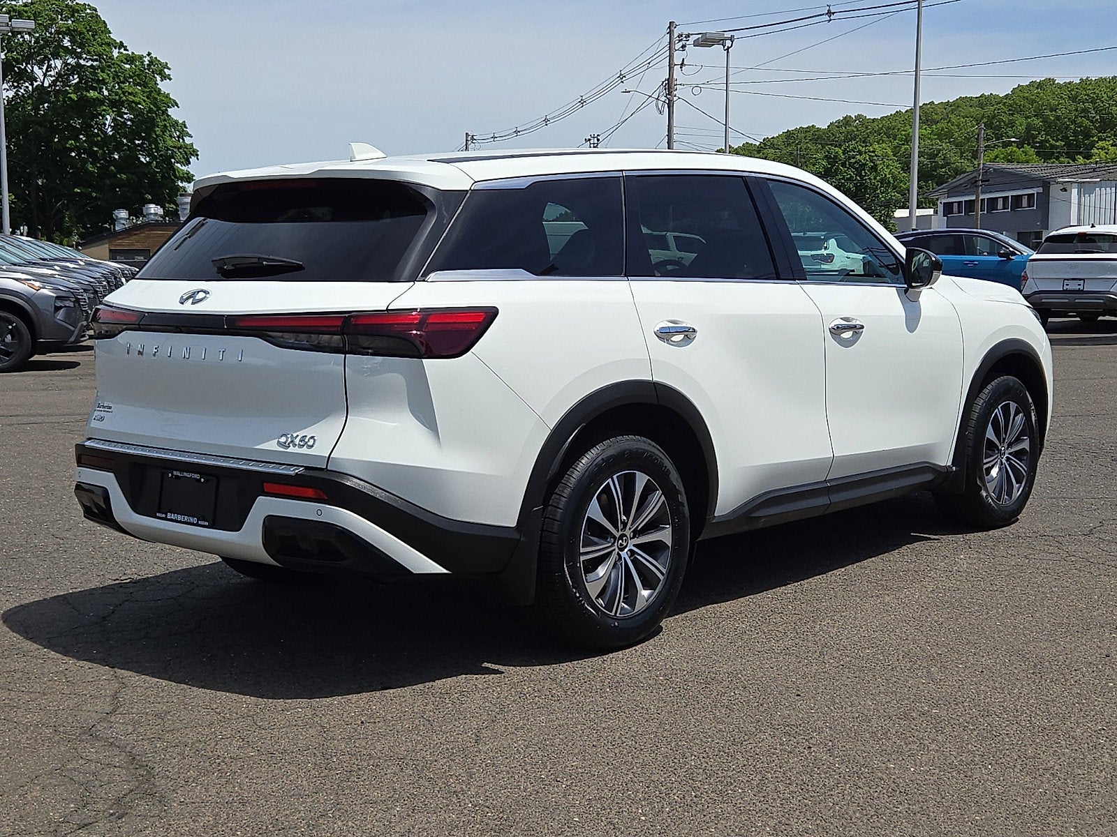 2023 INFINITI QX60 PURE
