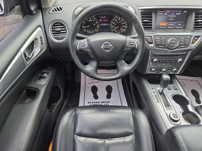 2018 Nissan Pathfinder SL