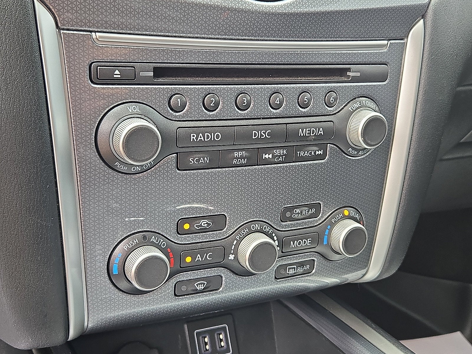 2018 Nissan Pathfinder SL