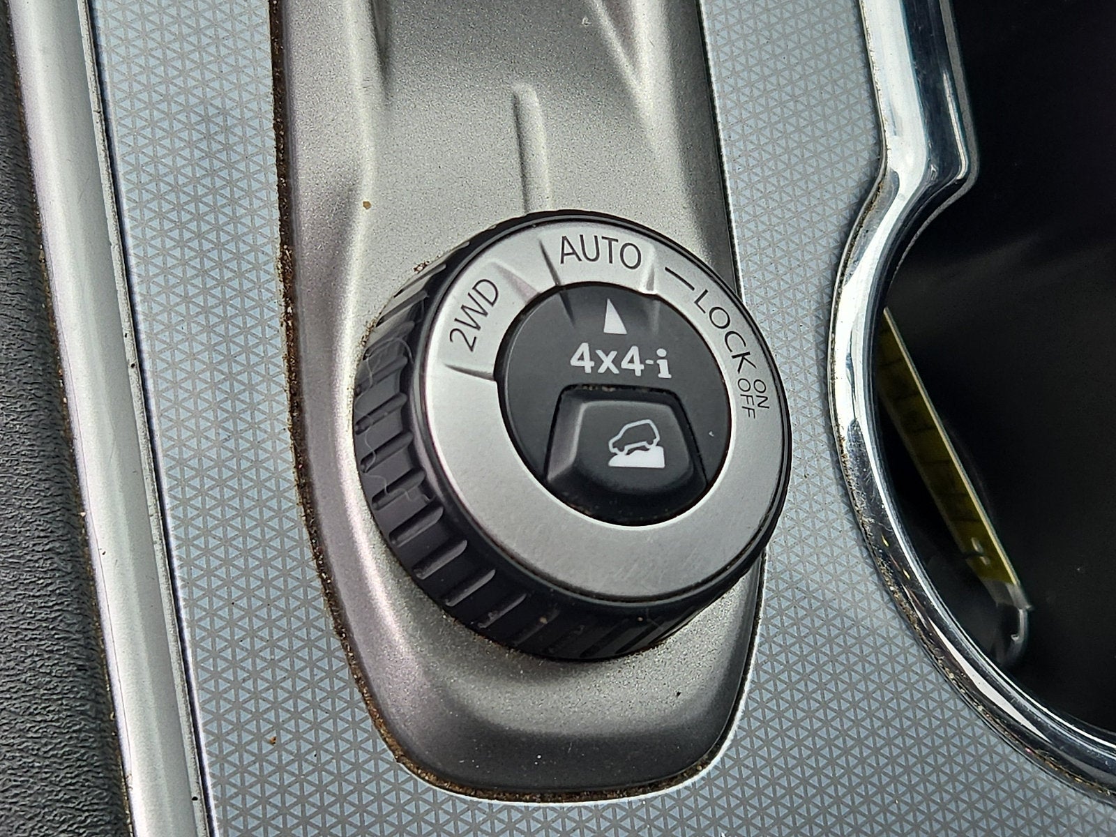 2018 Nissan Pathfinder SL