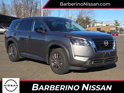 2024 Nissan Pathfinder S