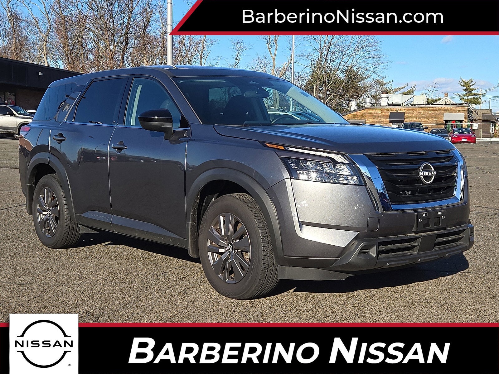 2024 Nissan Pathfinder S