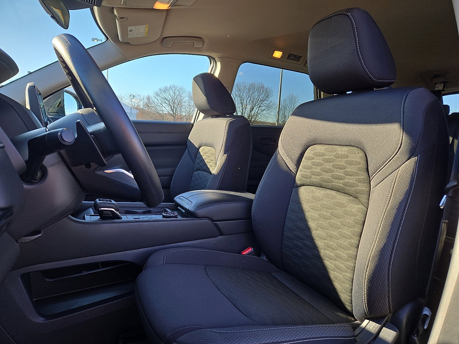 2024 Nissan Pathfinder S