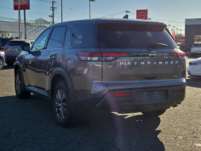 2024 Nissan Pathfinder S
