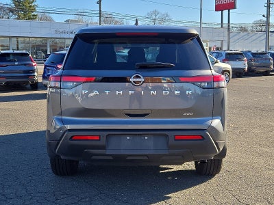 2024 Nissan Pathfinder S