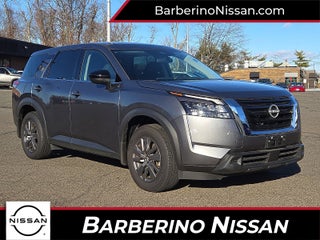 2024 Nissan Pathfinder S