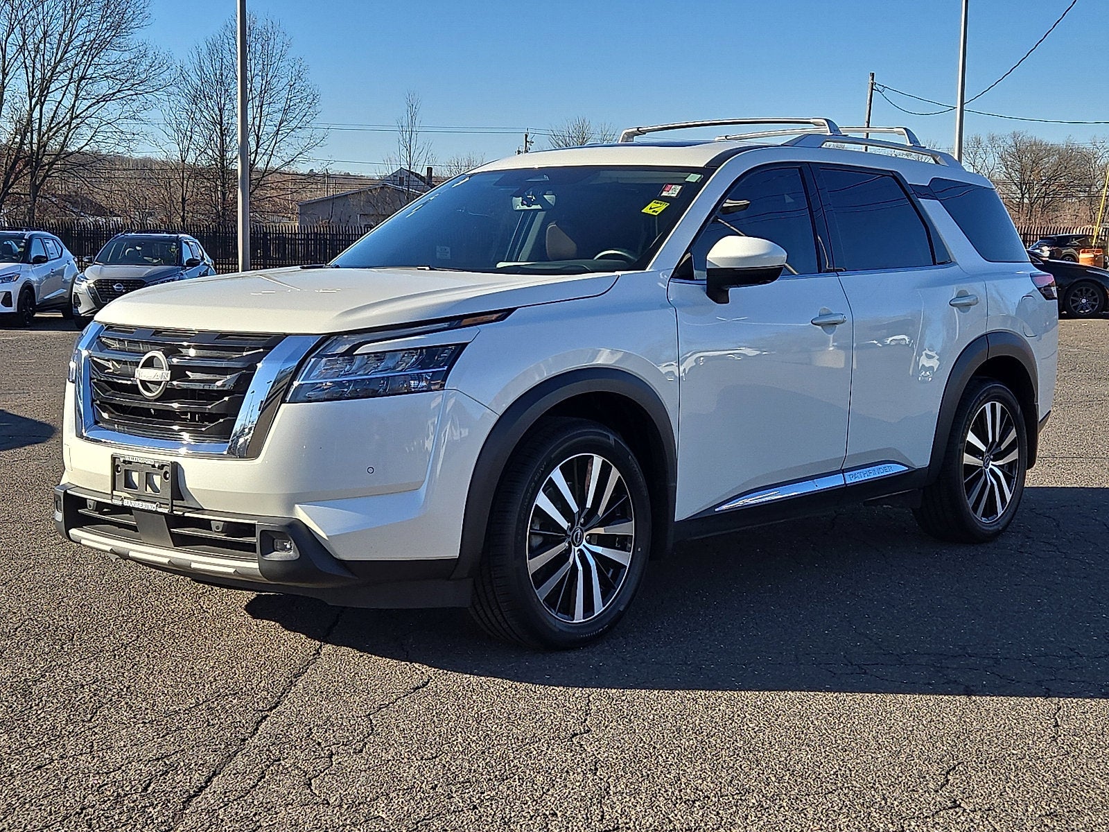 2023 Nissan Pathfinder Platinum