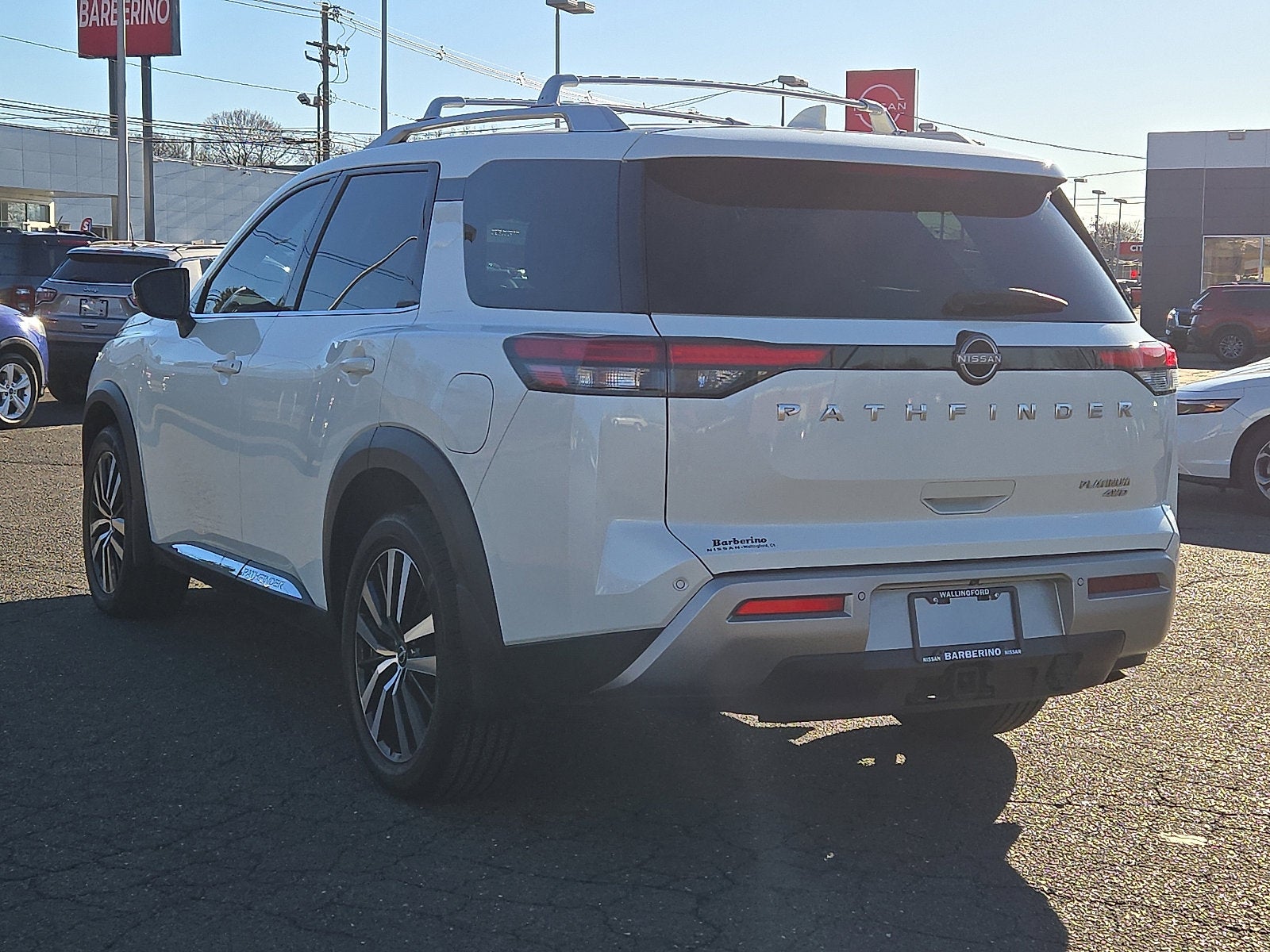 2023 Nissan Pathfinder Platinum