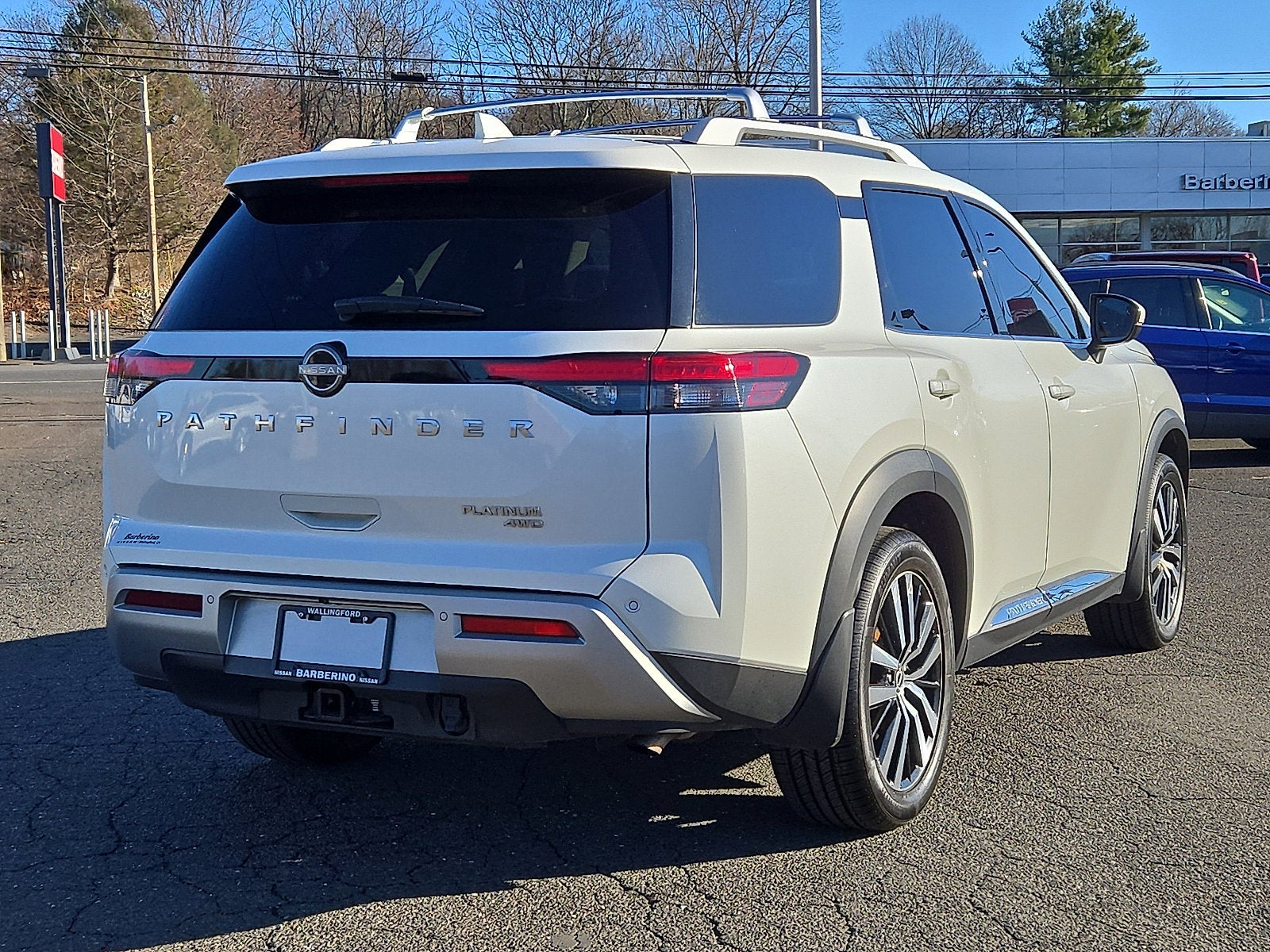 2023 Nissan Pathfinder Platinum