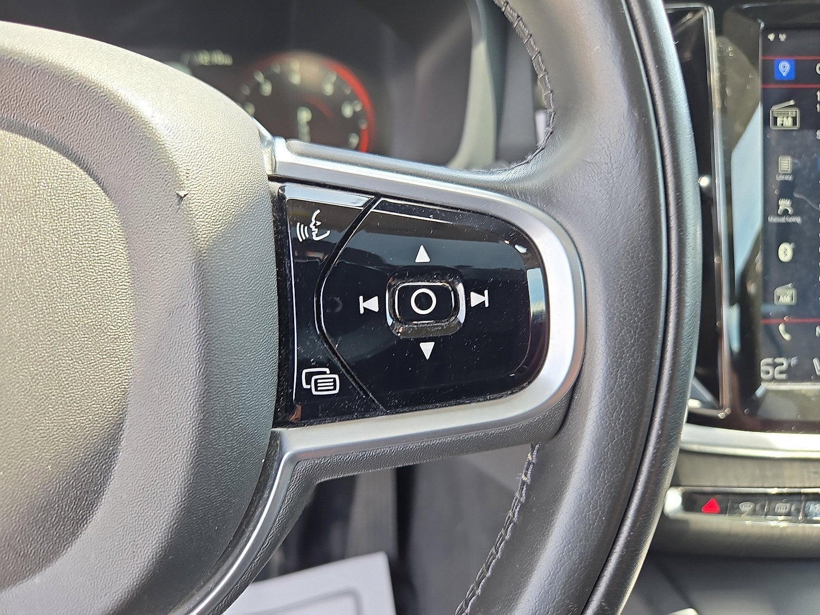 2020 Volvo S60 Momentum