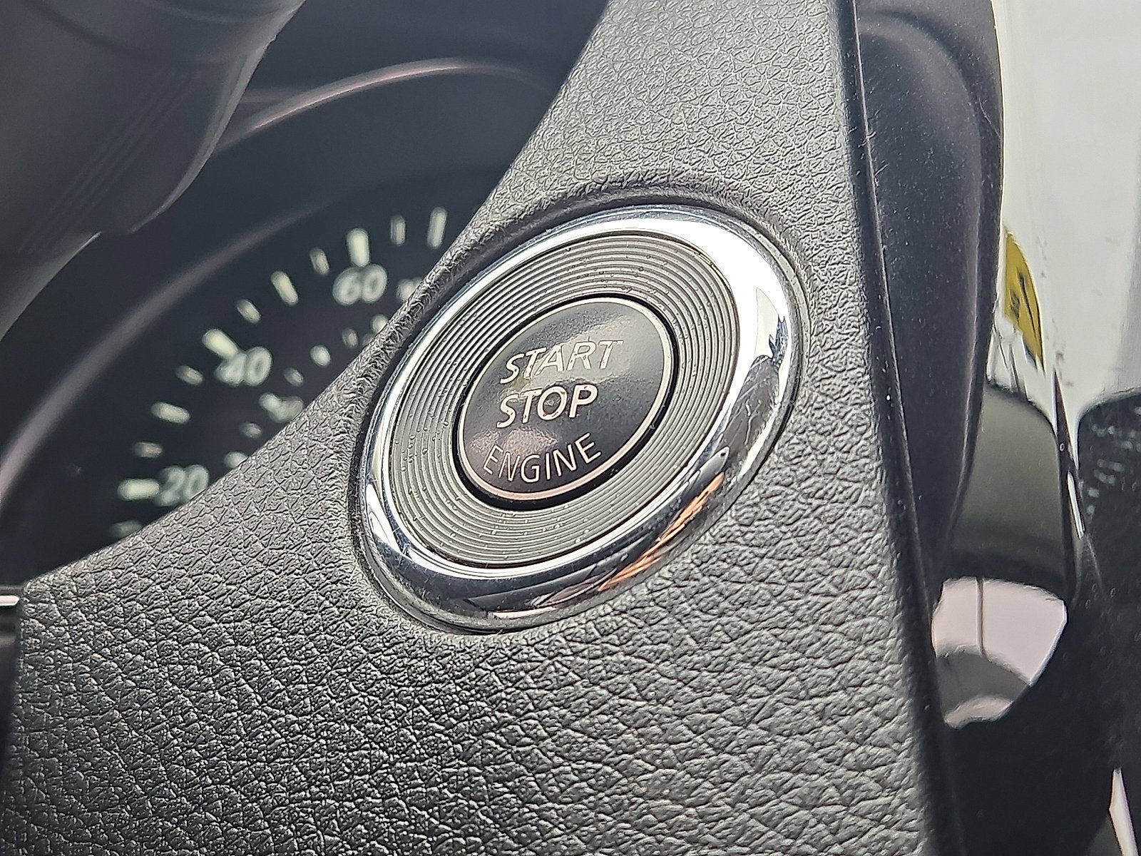 2020 Nissan Rogue Sport SV