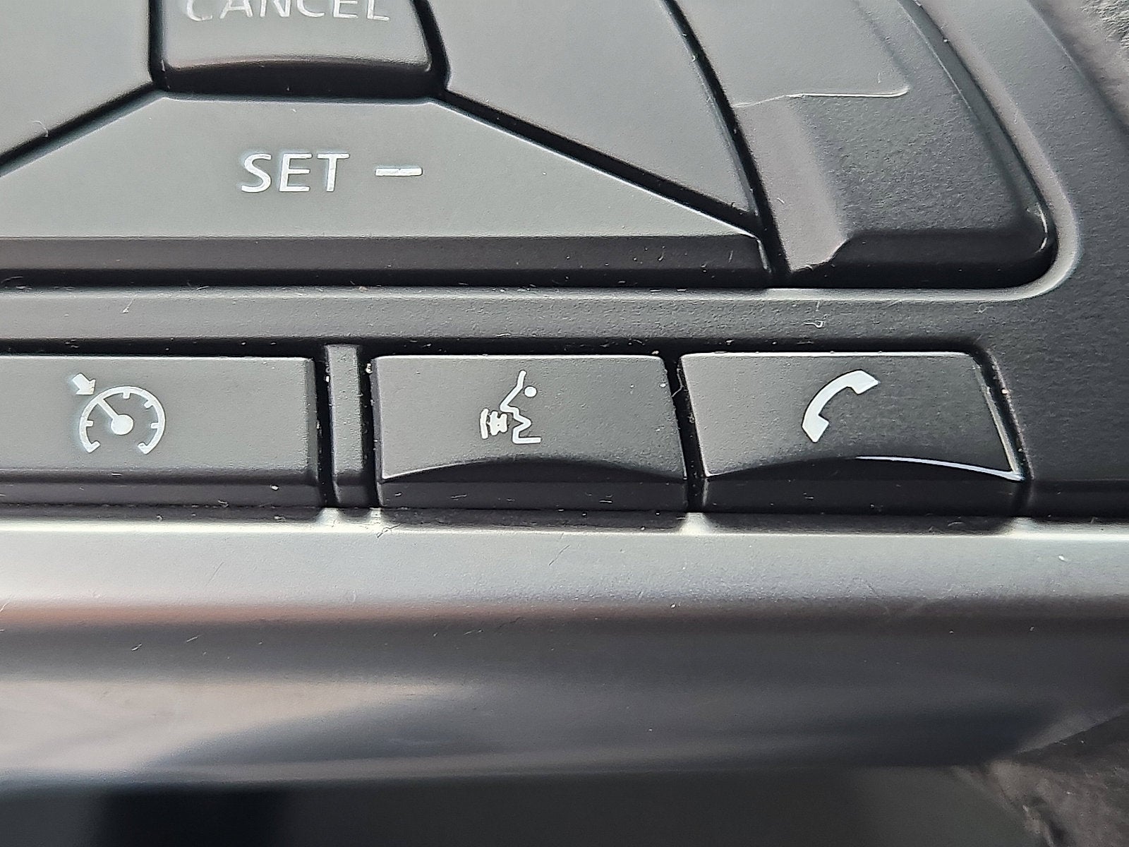 2020 Nissan Rogue Sport SV