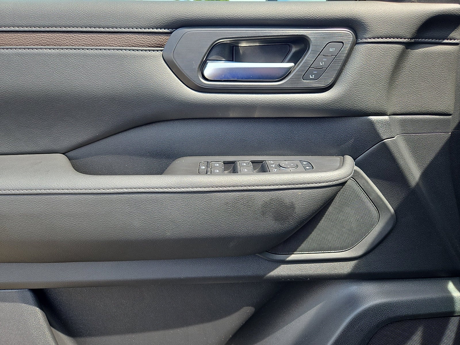 2025 Nissan Armada SL