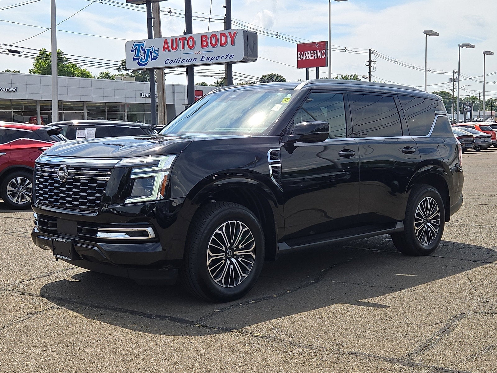 2025 Nissan Armada SL