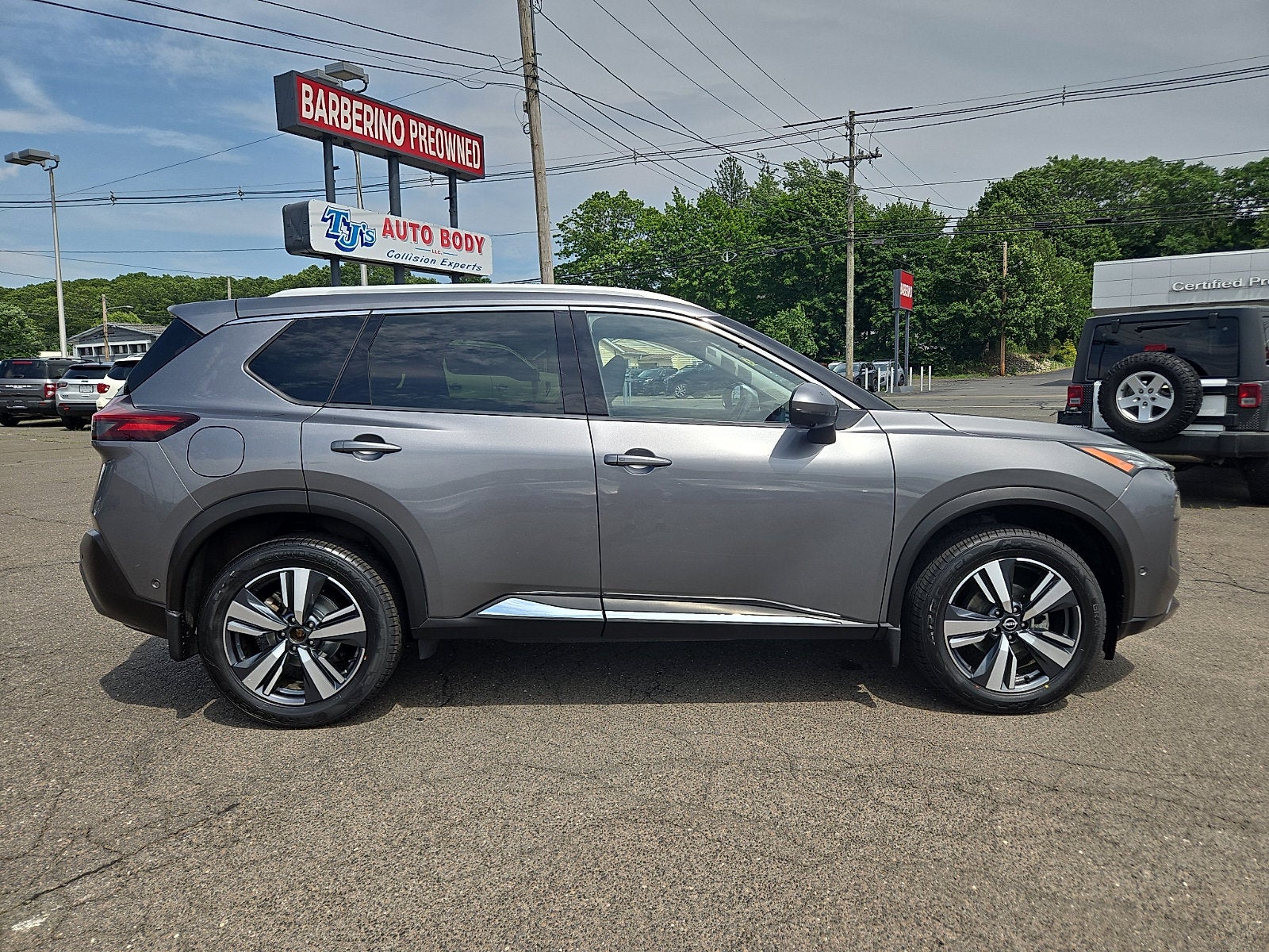 2023 Nissan Rogue SL