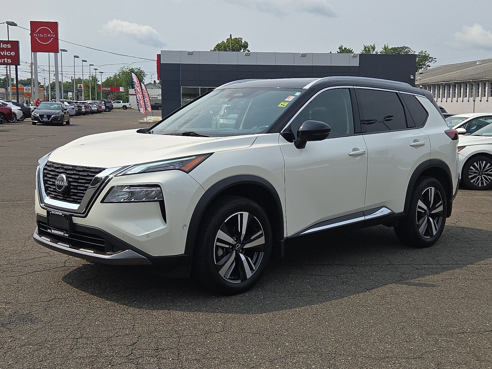 2023 Nissan Rogue SL
