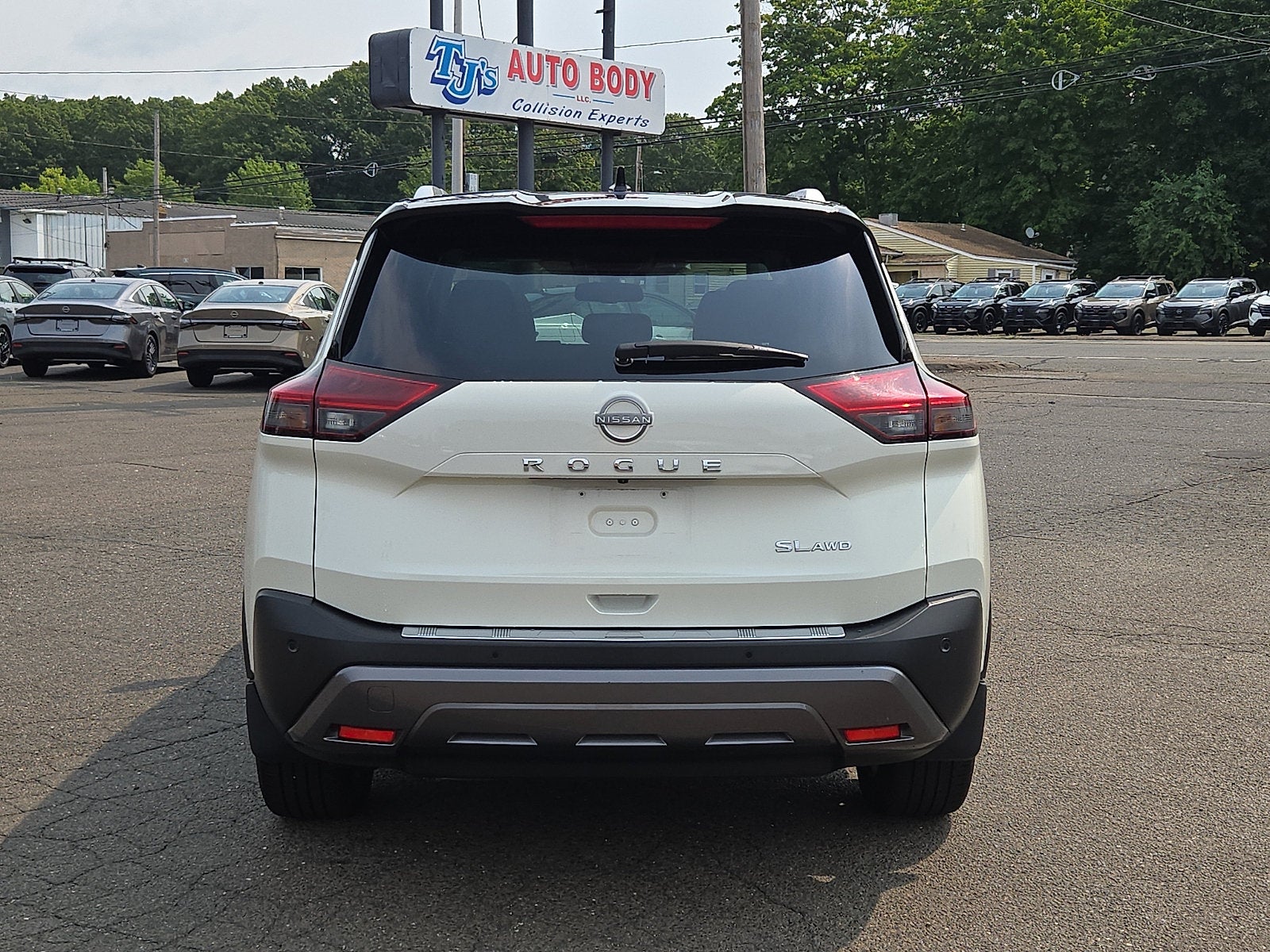 2023 Nissan Rogue SL