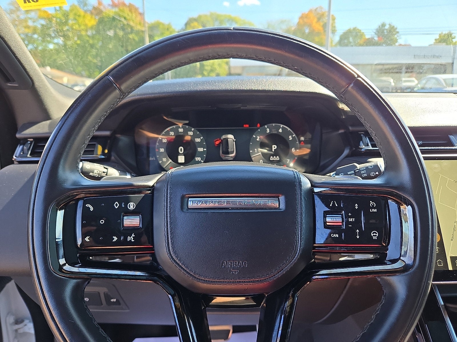 2025 Land Rover Range Rover Velar Dynamic SE