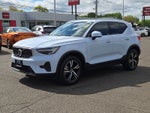 2025 Volvo XC40 Core Bright Theme